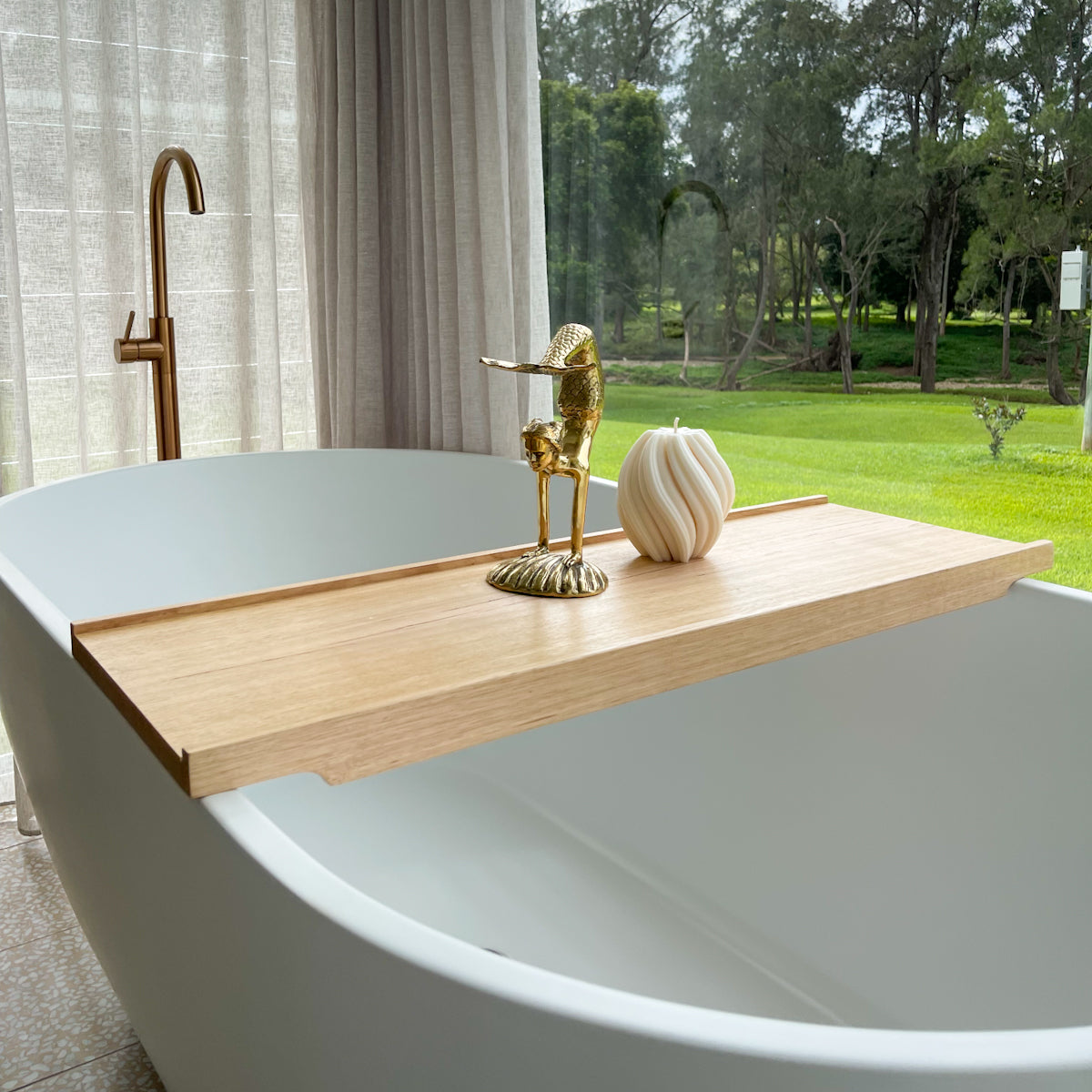 Emerald; The Handstand Mermaid